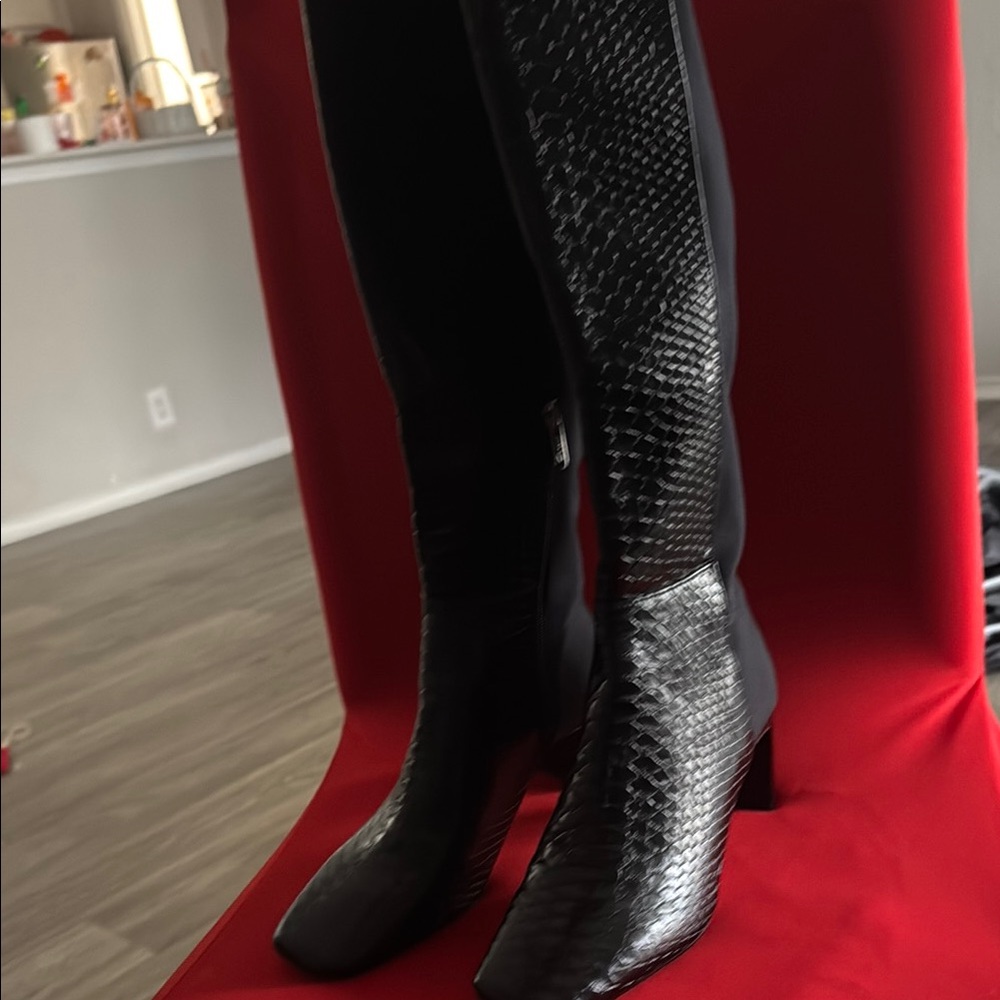 Circus by Sam Edelman Black Textured Over the Knee Boots